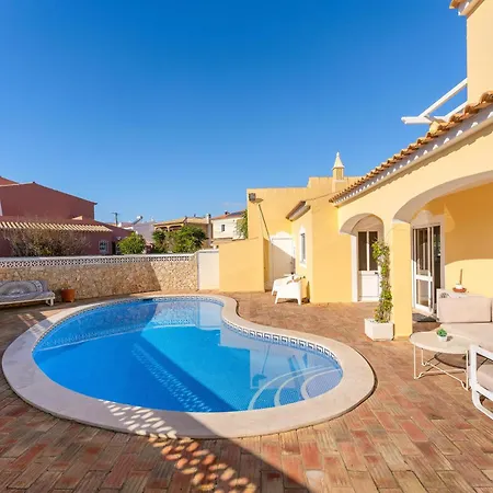 Charming Villa, - Pool - No Need For Car فيلة