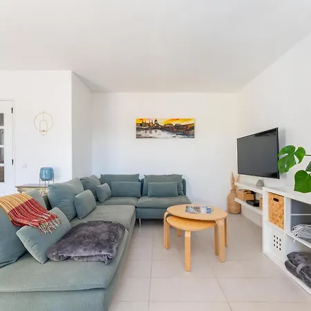 Charming Villa, - Pool - No Need For Car Villa *